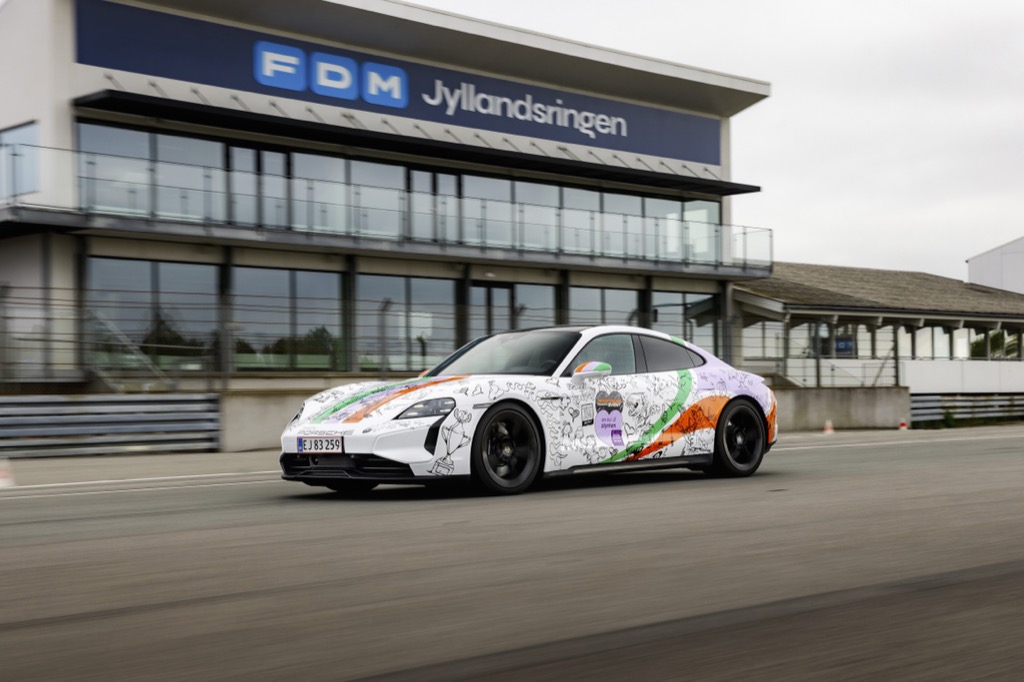 Speederen i bund for en vigtig sag: Porsche Danmark bakker op om Sportscar Event.
(Foto: Porsche Danmark)